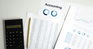 Financial reports and calculator for S corporation reasonable compensation planning